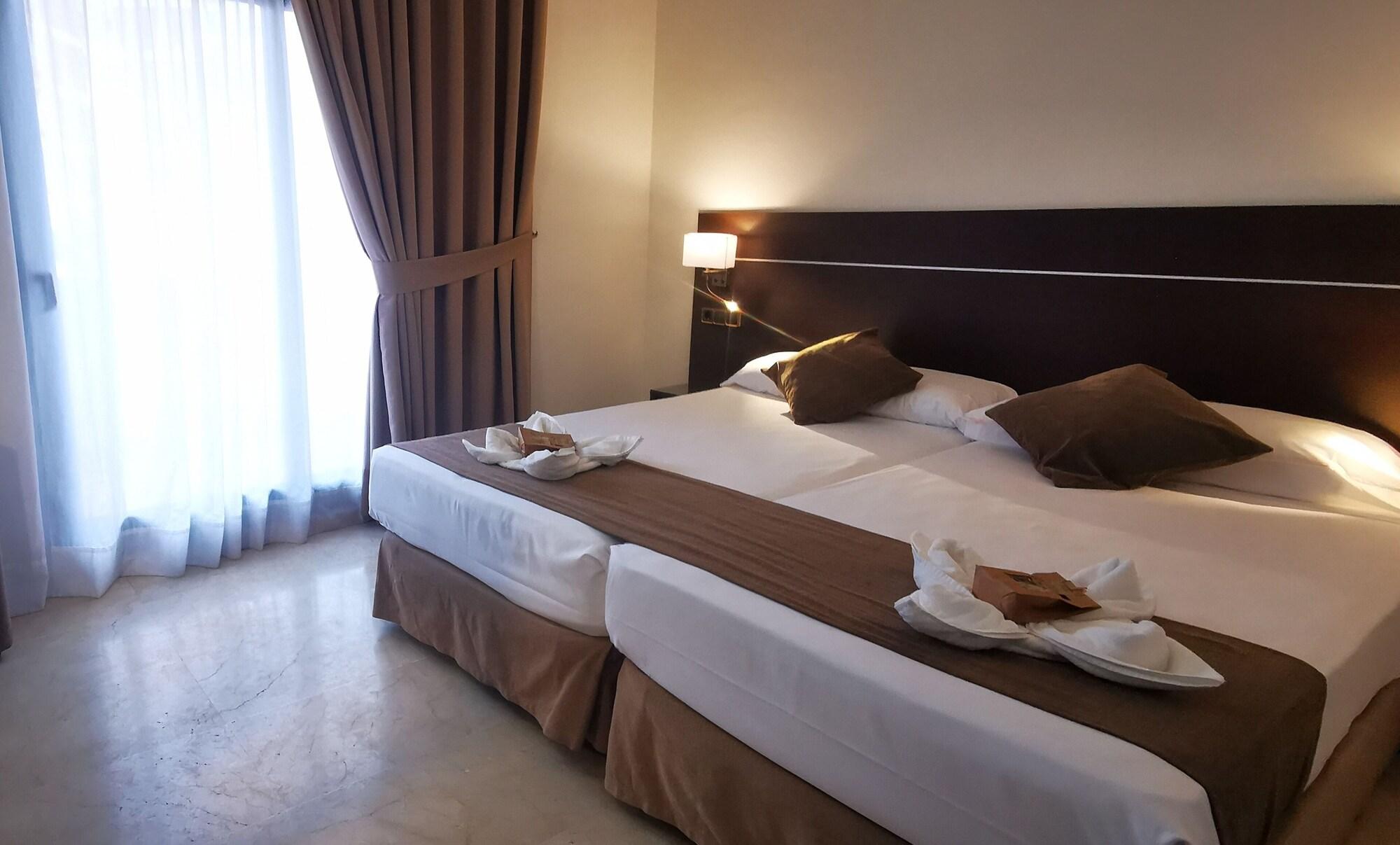 Mainake Costa Del Sol Ξενοδοχείο Torre Del Mar Εξωτερικό φωτογραφία