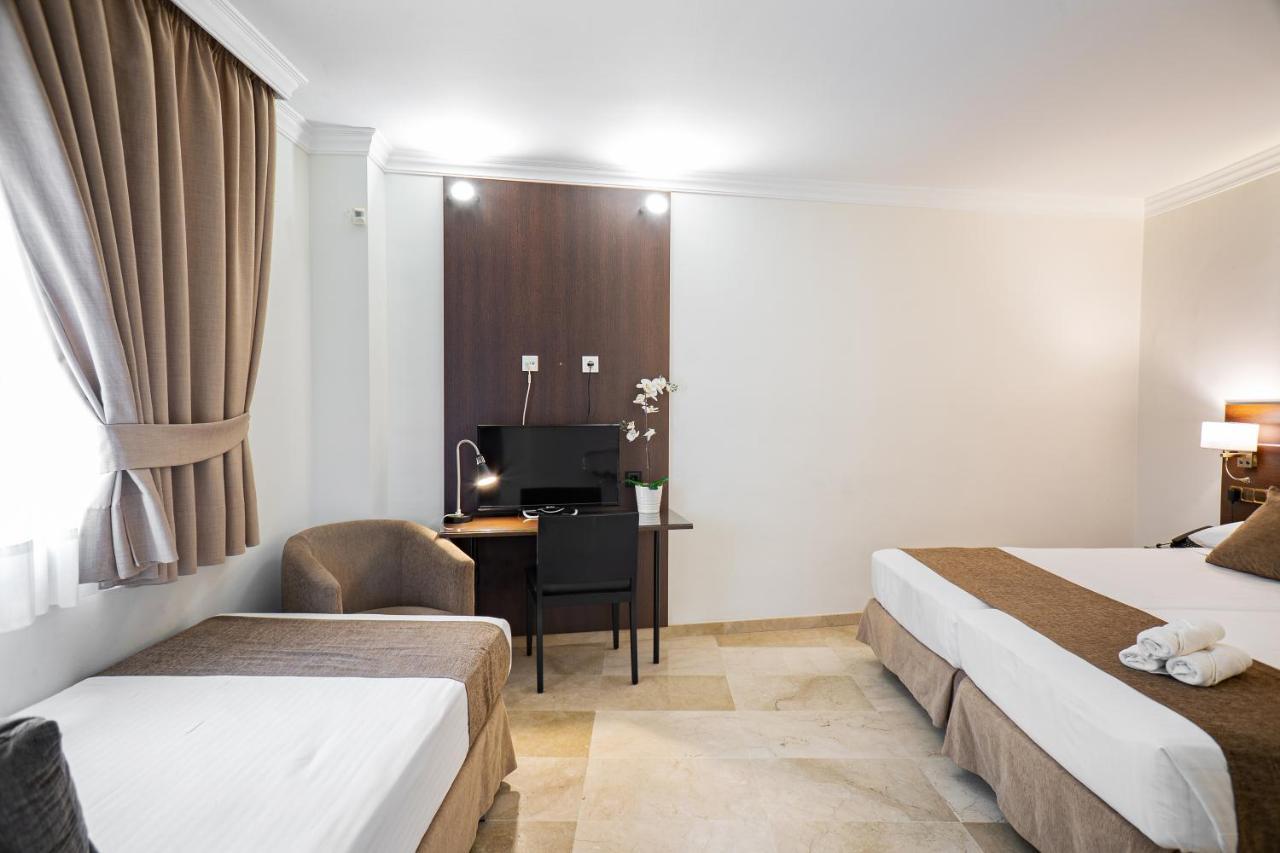 Mainake Costa Del Sol Ξενοδοχείο Torre Del Mar Εξωτερικό φωτογραφία