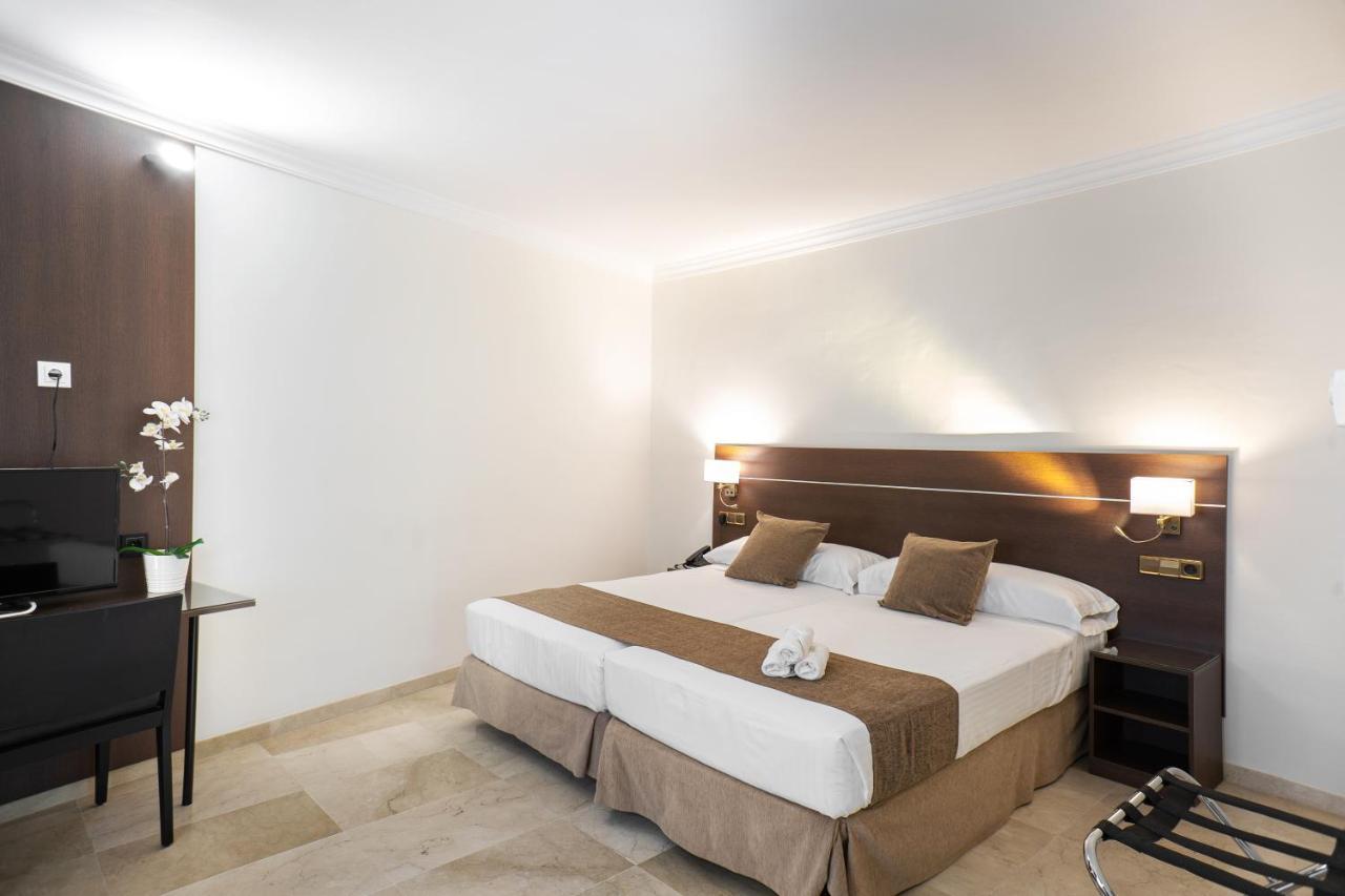 Mainake Costa Del Sol Ξενοδοχείο Torre Del Mar Εξωτερικό φωτογραφία